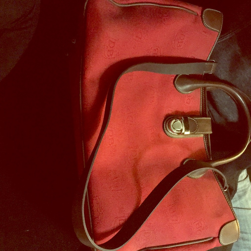 Signature Dooney & Bourke bag Red